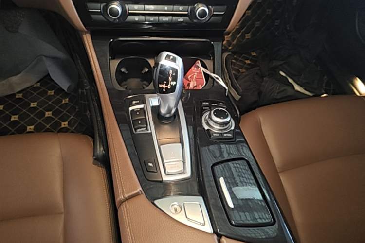 Used BMW 5 Series 2014 520Li Elegant Model Gear Lever