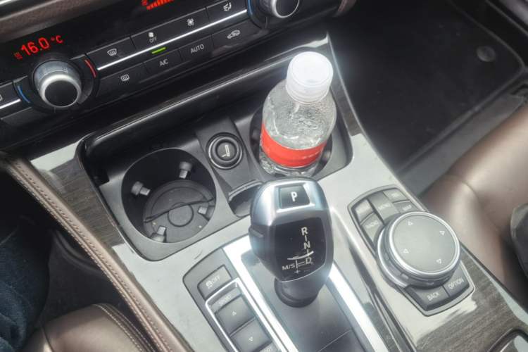 Used BMW 5 Series 2014 525Li Luxury Design Package Gear Lever