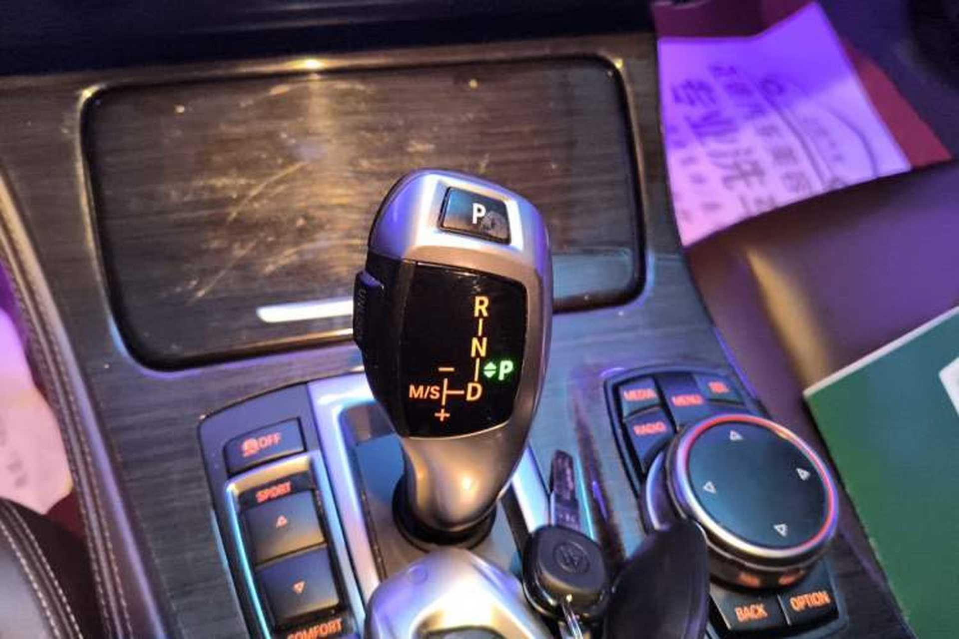 Used BMW 5 Series 2014 525Li Luxury Design Package Gear Lever