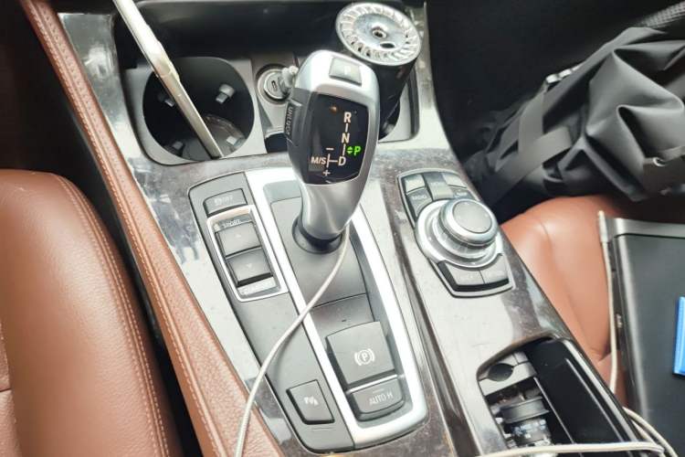 Used BMW 5 Series 2014 525Li Leading Model Gear Lever