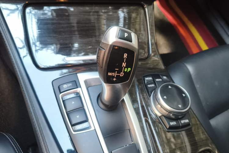 Used BMW 5 Series 2014 525Li Luxury Design Package Gear Lever