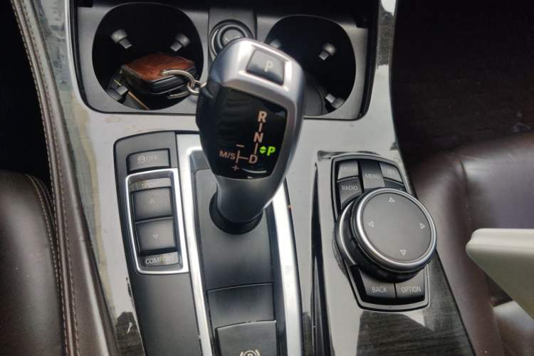 Used BMW 5 Series 2014 525Li Luxury Design Package Gear Lever