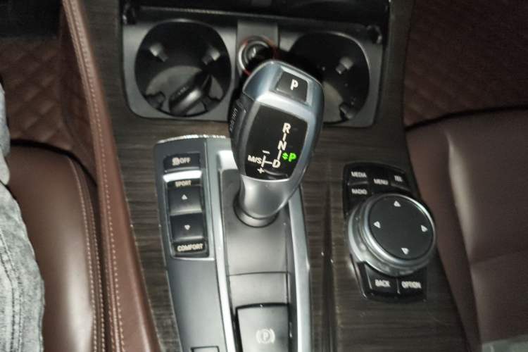 Used BMW 5 Series 2014 525Li Luxury Design Package Gear Lever