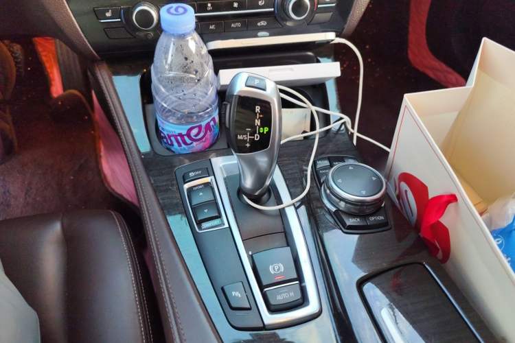 Used BMW 5 Series 2014 525Li Luxury Design Package Gear Lever