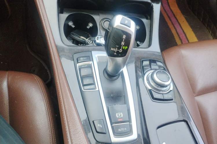 Used BMW 5 Series 2014 525Li Leading Model Gear Lever