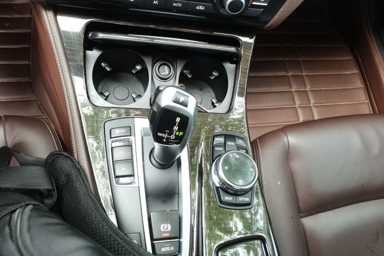 Used BMW 5 Series 2014 525Li Luxury Design Package Gear Lever