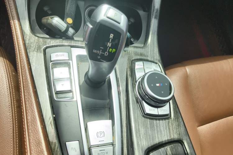 Used BMW 5 Series 2014 525Li Leading Model Gear Lever