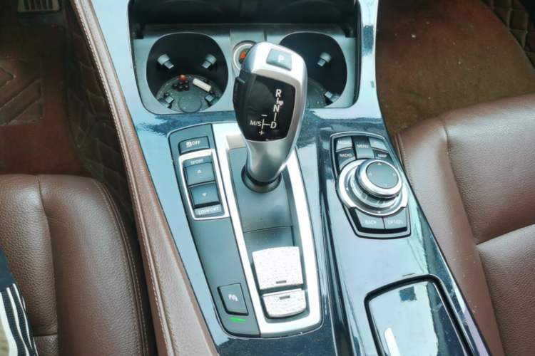 Used BMW 5 Series 2014 520Li Elegant Model Gear Lever