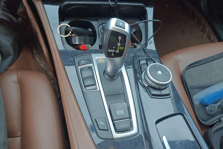 Used BMW 5 Series 2014 520Li Elegant Model Gear Lever