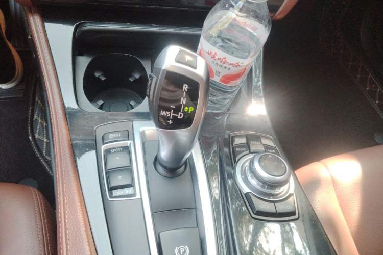 Used BMW 5 Series 2014 520Li Elegant Model Gear Lever