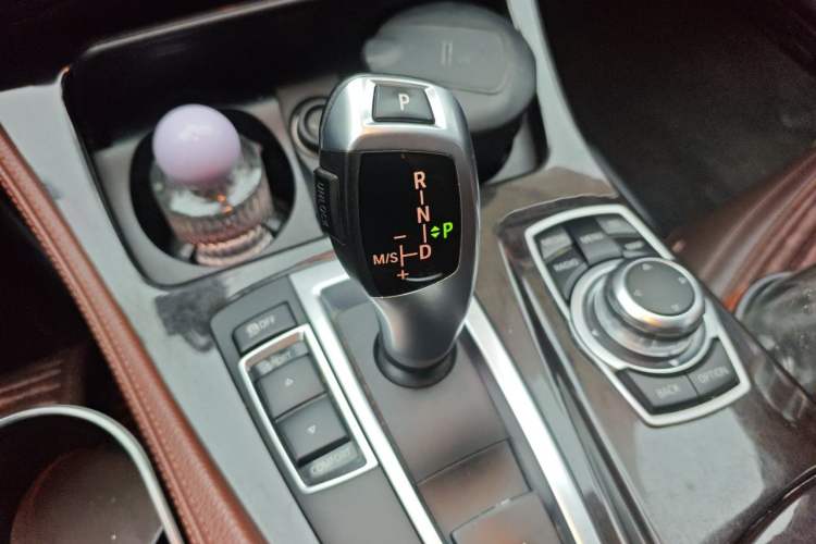 Used BMW 5 Series 2014 525Li Leading Model Gear Lever