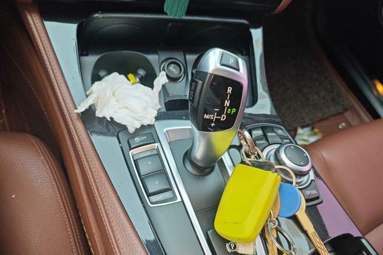 Used BMW 5 Series 2014 520Li Elegant Model Gear Lever