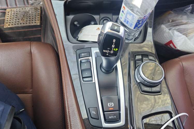 Used BMW 5 Series 2014 525Li Leading Model Gear Lever