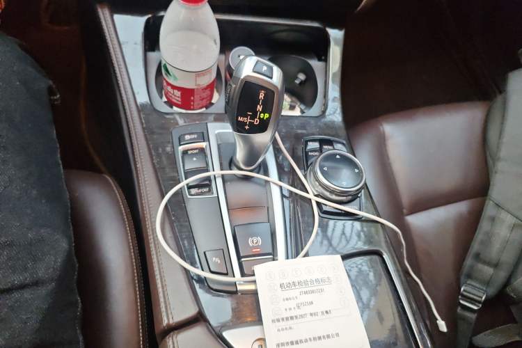 Used BMW 5 Series 2014 525Li Luxury Design Package Gear Lever