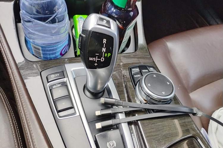 Used BMW 5 Series 2014 525Li Luxury Design Package Gear Lever
