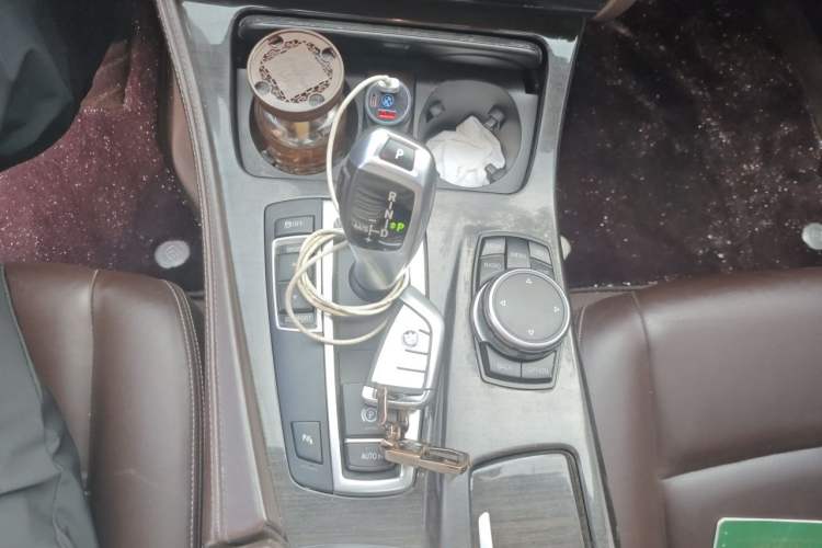 Used BMW 5 Series 2014 525Li Luxury Design Package Gear Lever