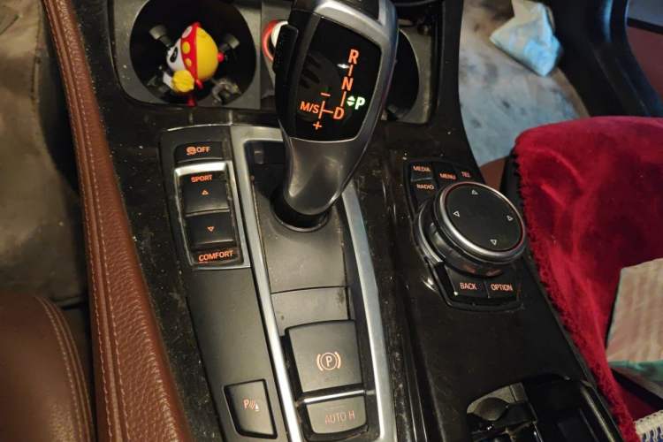 Used BMW 5 Series 2014 528Li Leading Model Gear Lever