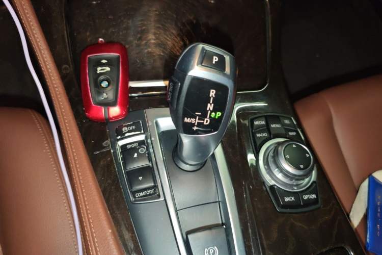 Used BMW 5 Series 2014 525Li Leading Model Gear Lever