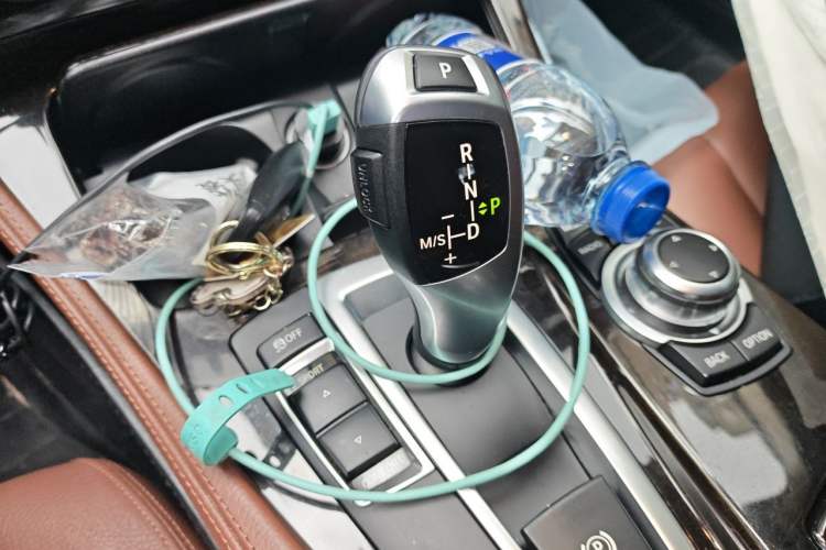 Used BMW 5 Series 2014 525Li Leading Model Gear Lever