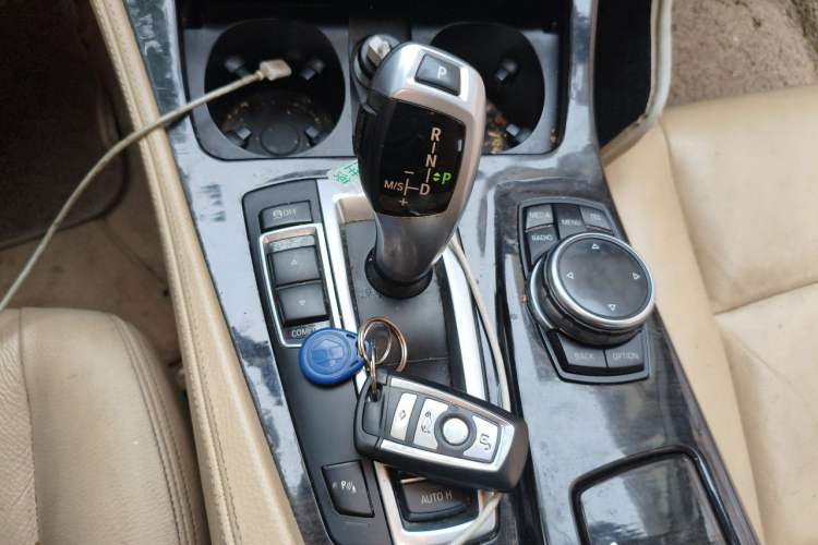 Used BMW 5 Series 2014 525Li Luxury Design Package Gear Lever