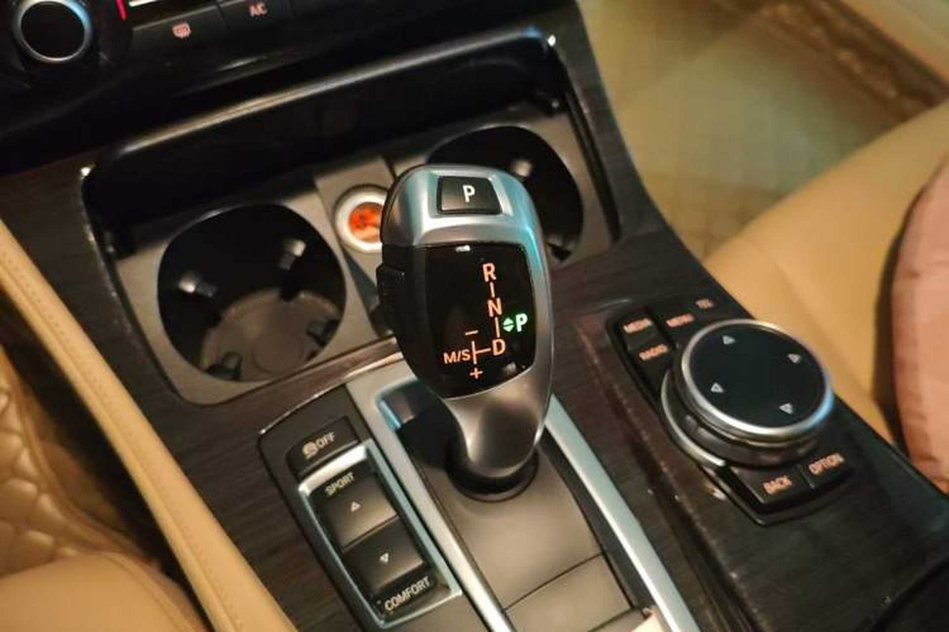 Used BMW 5 Series 2014 525Li Luxury Design Package Gear Lever