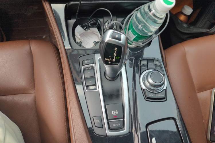 Used BMW 5 Series 2014 520Li Elegant Model Gear Lever
