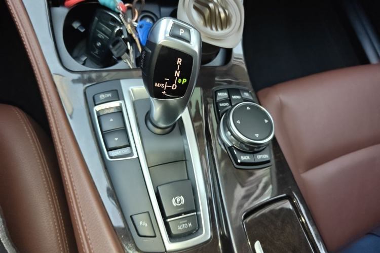 Used BMW 5 Series 2014 528Li Leading Model Gear Lever