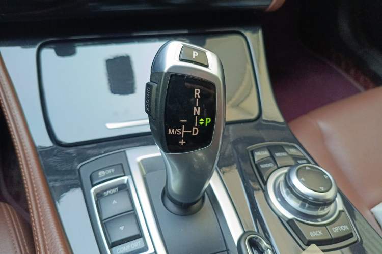 Used BMW 5 Series 2014 520Li Elegant Model Gear Lever
