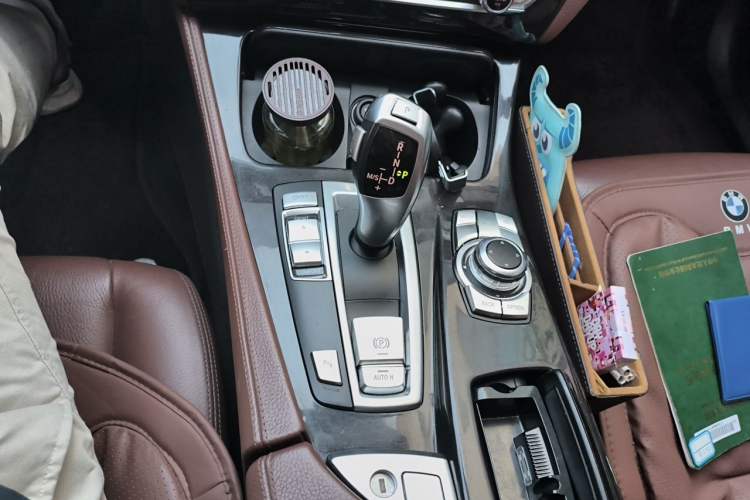 Used BMW 5 Series 2014 525Li Leading Model Gear Lever