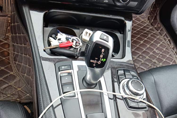 Used BMW 5 Series 2014 525Li Leading Model Gear Lever