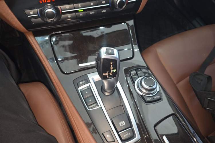 Used BMW 5 Series 2014 525Li Leading Model Gear Lever
