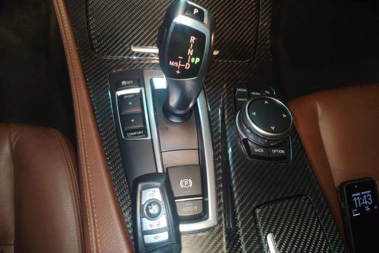 Used BMW 5 Series 2014 528Li Leading Model Gear Lever