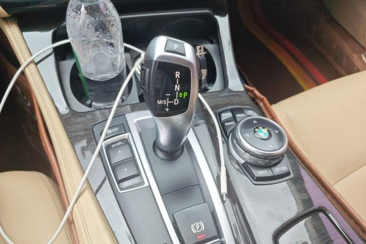 Used BMW 5 Series 2014 525Li Luxury Design Package Gear Lever