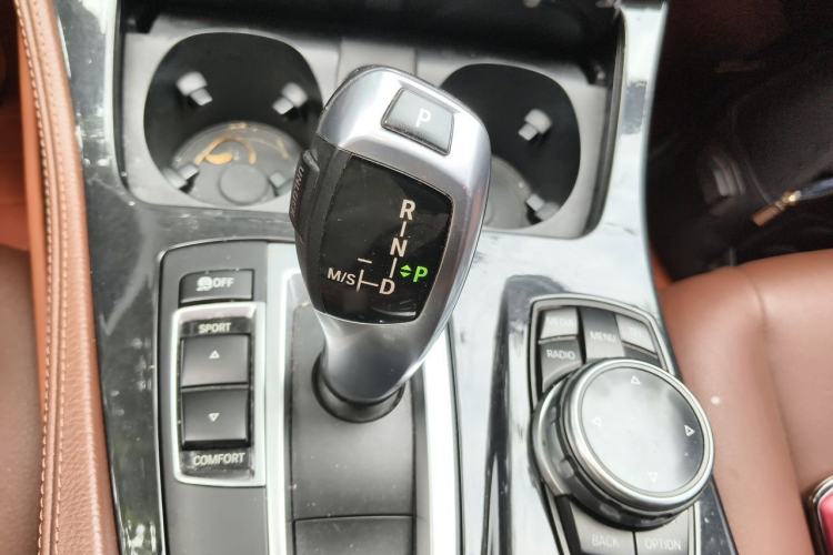 Used BMW 5 Series 2014 520Li Elegant Model Gear Lever
