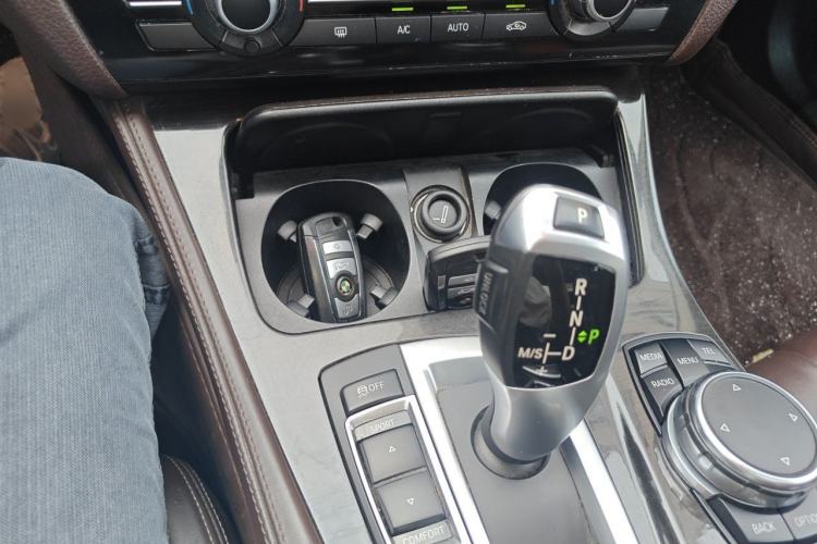 Used BMW 5 Series 2014 525Li Luxury Design Package Gear Lever