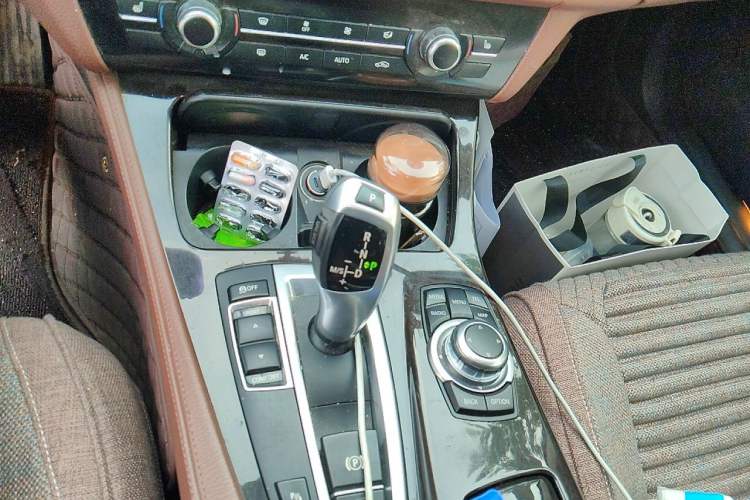 Used BMW 5 Series 2014 525Li Leading Model Gear Lever
