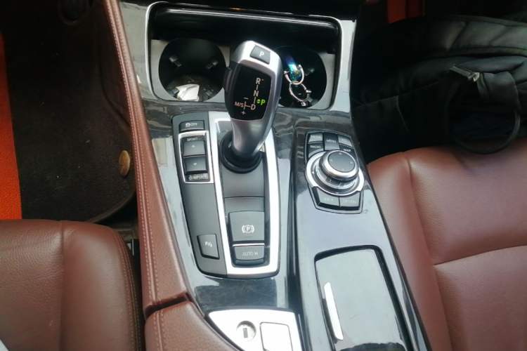 Used BMW 5 Series 2014 525Li Leading Model Gear Lever