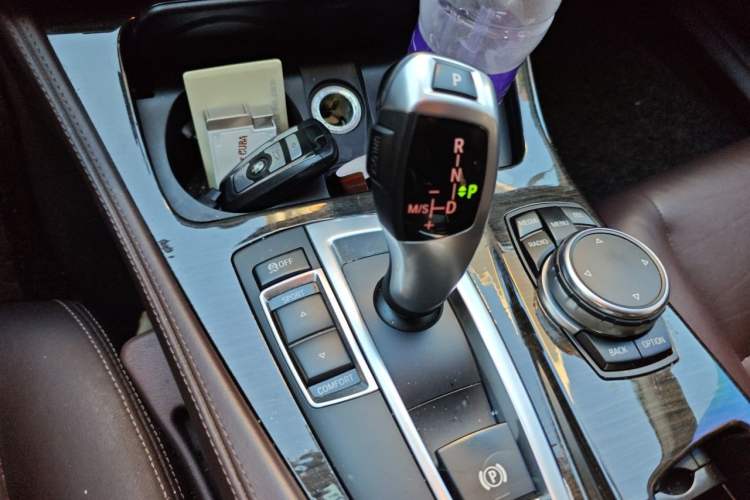 Used BMW 5 Series 2014 525Li Luxury Design Package Gear Lever