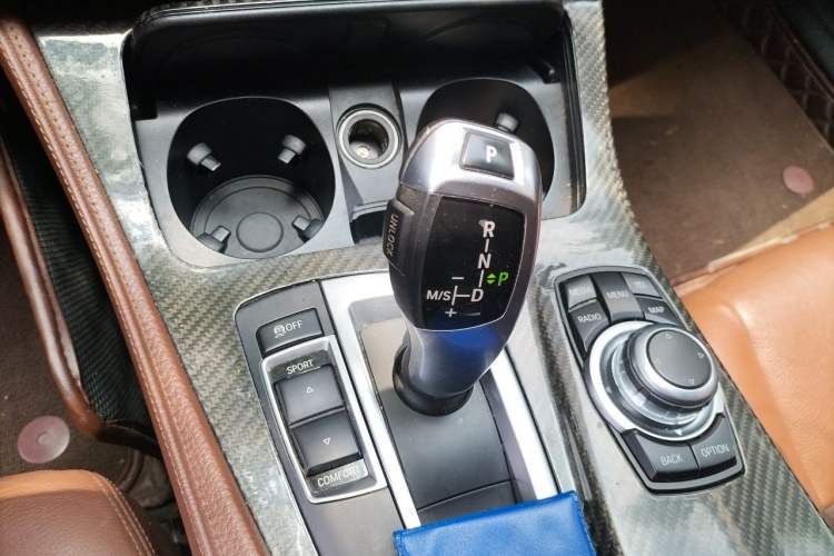 Used BMW 5 Series 2014 520Li Elegant Model Gear Lever
