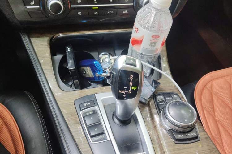 Used BMW 5 Series 2014 525Li Fashion Design Package Gear Lever