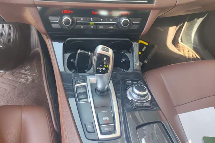 Used BMW 5 Series 2014 520Li Elegant Model Gear Lever