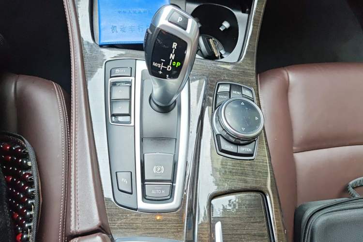 Used BMW 5 Series 2014 525Li Luxury Design Package Gear Lever