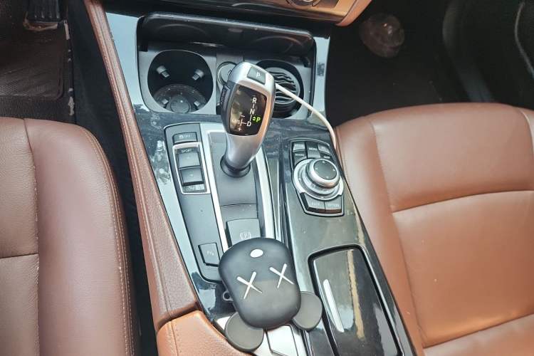 Used BMW 5 Series 2014 520Li Elegant Model Gear Lever