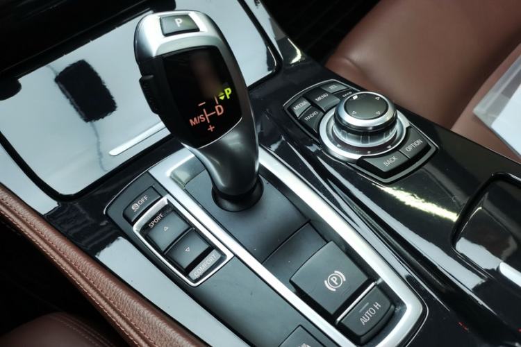 Used BMW 5 Series 2014 520Li Elegant Model Gear Lever