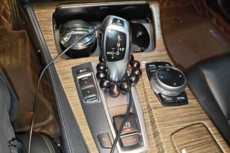Used BMW 5 Series 2014 525Li Fashion Design Package Gear Lever