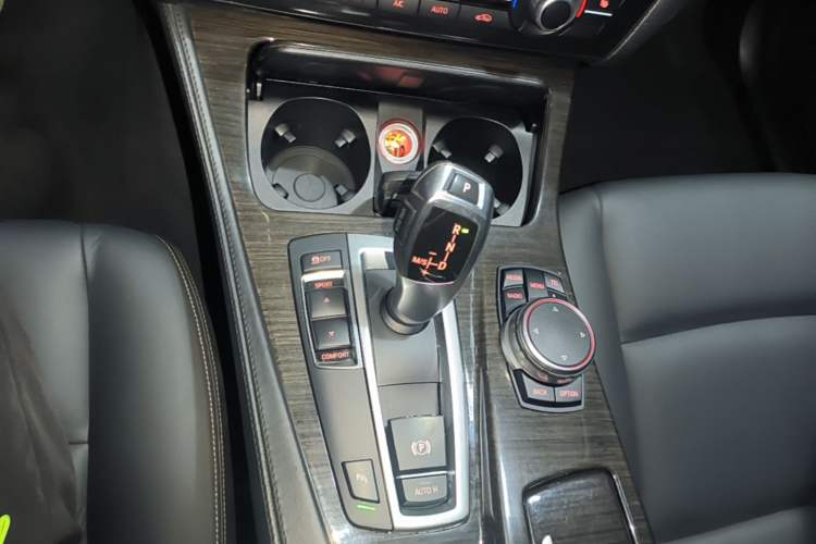 Used BMW 5 Series 2014 525Li Luxury Design Package Gear Lever