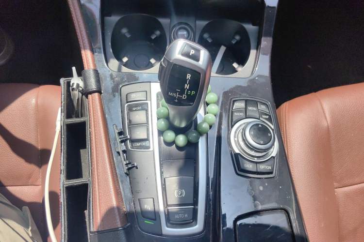 Used BMW 5 Series 2014 520Li Elegant Model Gear Lever