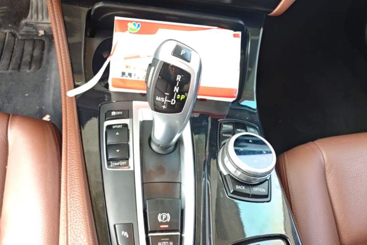 Used BMW 5 Series 2014 520Li Elegant Model Gear Lever