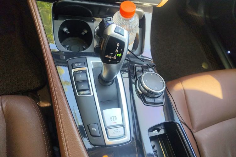Used BMW 5 Series 2014 520Li Elegant Model Gear Lever