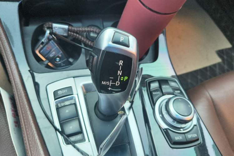 Used BMW 5 Series 2014 520Li Elegant Model Gear Lever